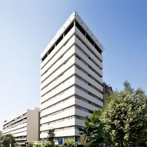 Residencia Universitaria Resa Lesseps Appartamento Barcellona